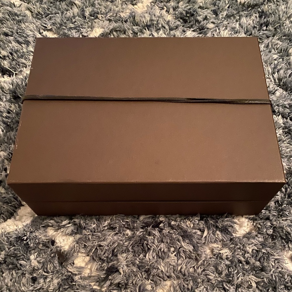 Authentic Louis Vuitton Box - Picture 6 of 6